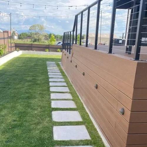 Grassdeckfenceplantasfull-landscaping-e1689543992370